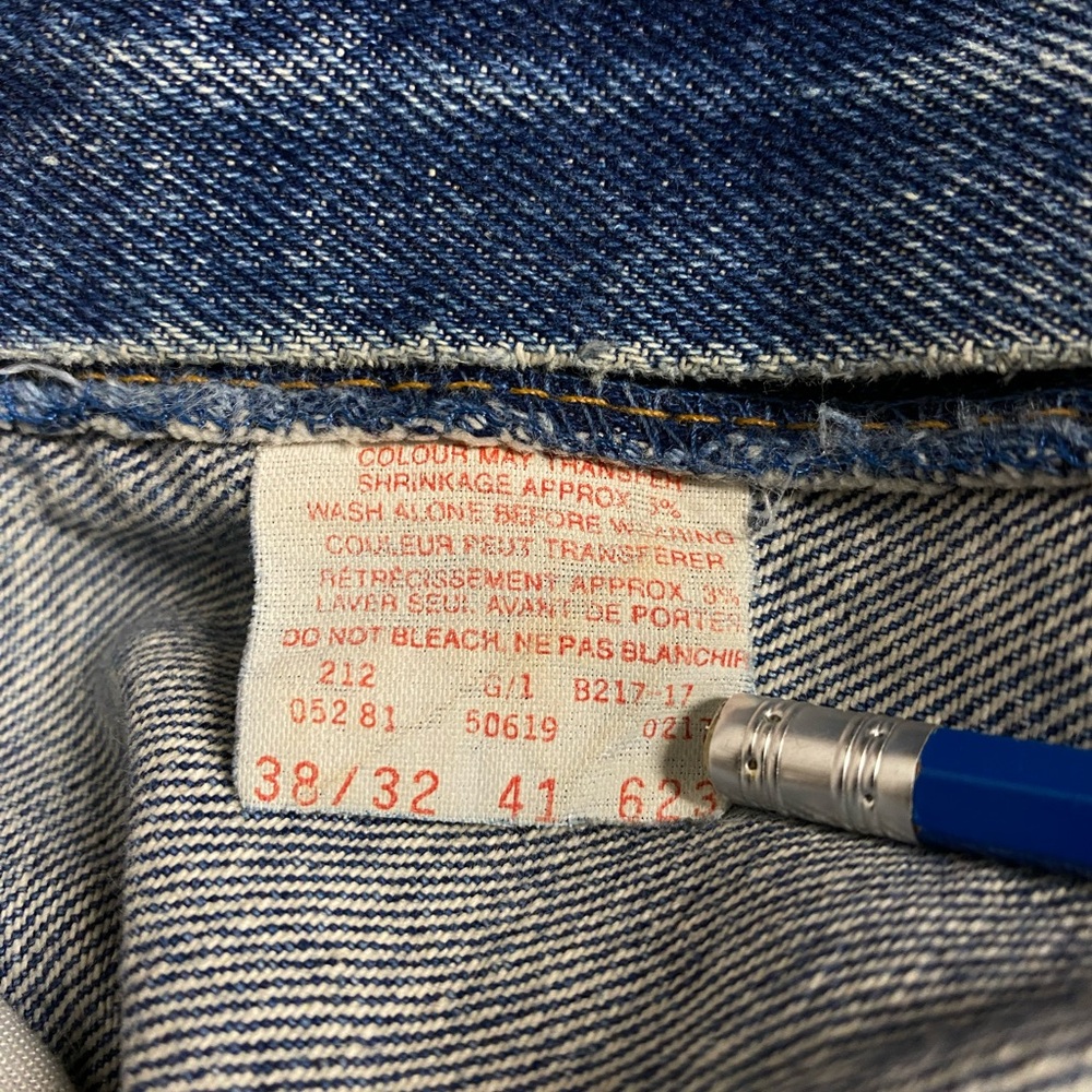 Vintage 80s Levi's Orange Tab 619 Faded & Distressed 36x32 - Picture 8 of 10